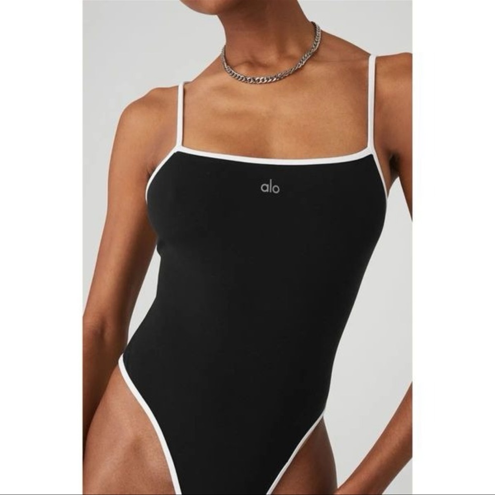 Alo Yoga Black & White Trim Bodysuit  Size XS